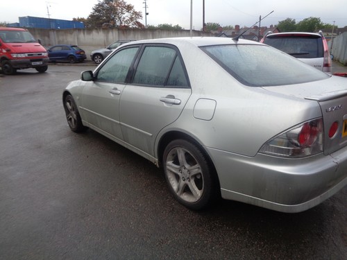 Lexus is200 door - lexus,