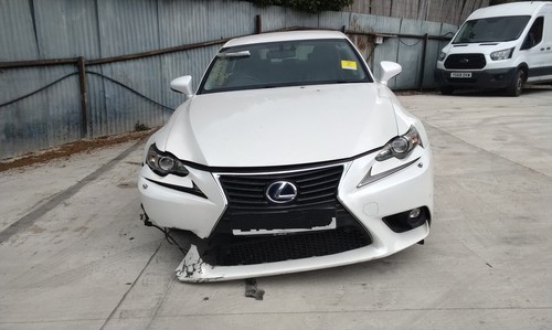 Lexus 300h hybrid - lexus, breaking