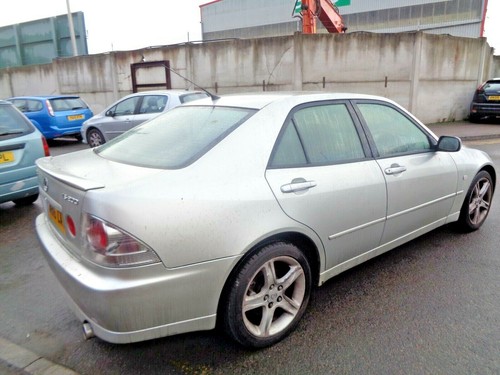 Lexus is200 door - is200,